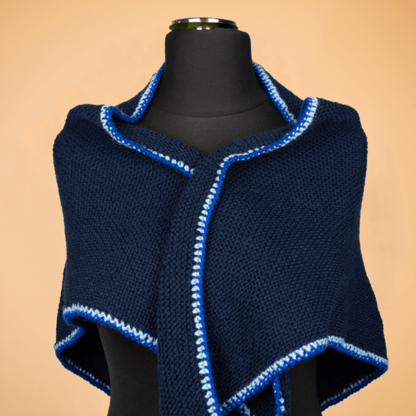Handgemachtes Dreieck-Tuch Tracht (Dunkelblau) – Bild 2